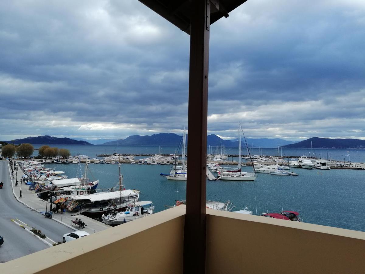 Aegina Port Apt 2-Διαμέρισμα Στο Λιμάνι Της Αίγινας 2 Exterior photo