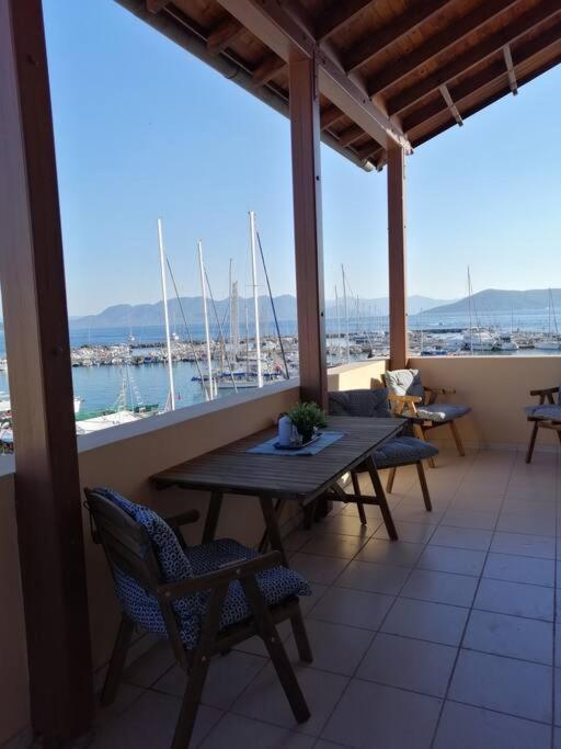 Aegina Port Apt 2-Διαμέρισμα Στο Λιμάνι Της Αίγινας 2 Exterior photo